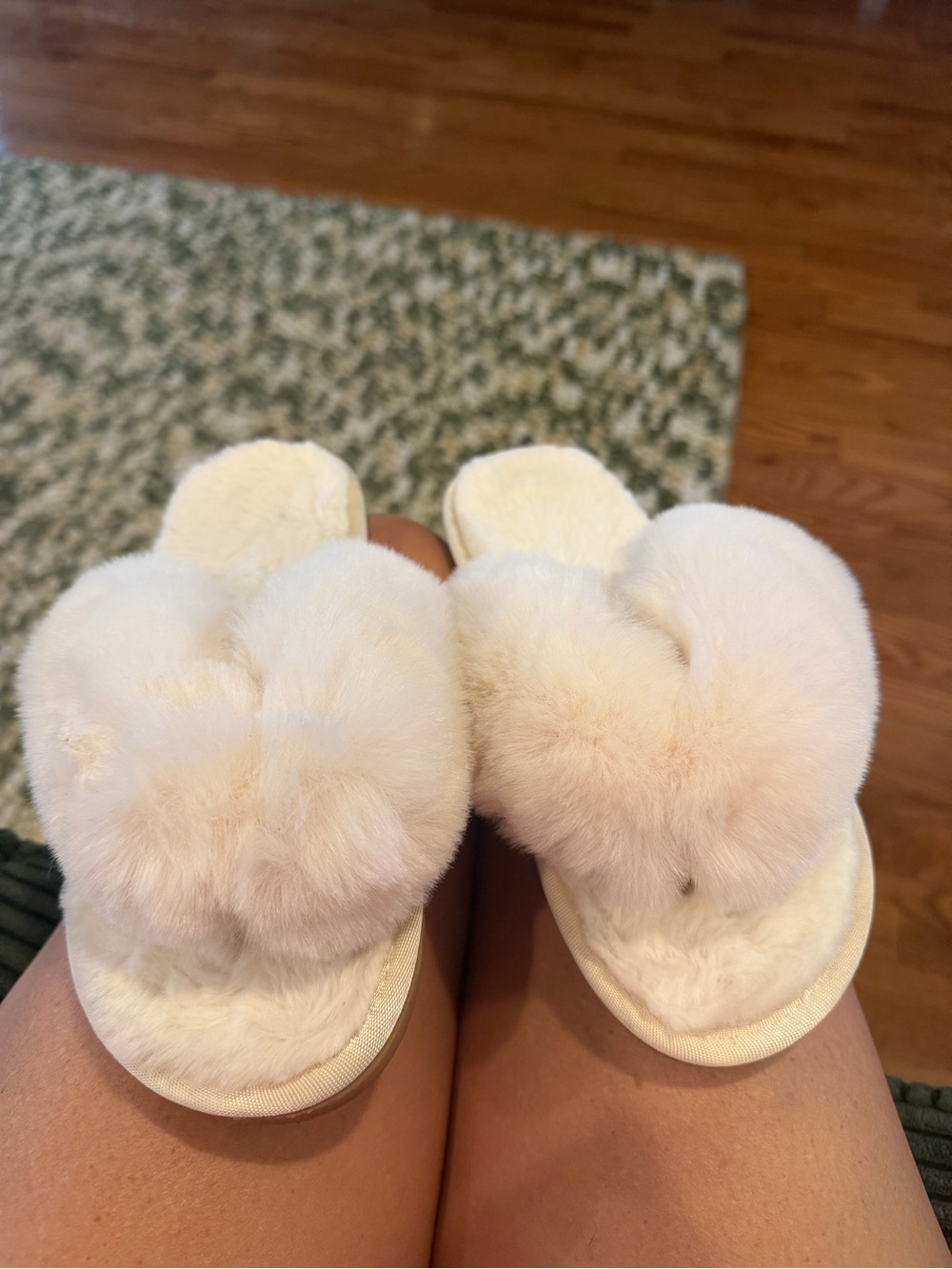 Plush Heart Fuzzy Slide Slippers - Cream